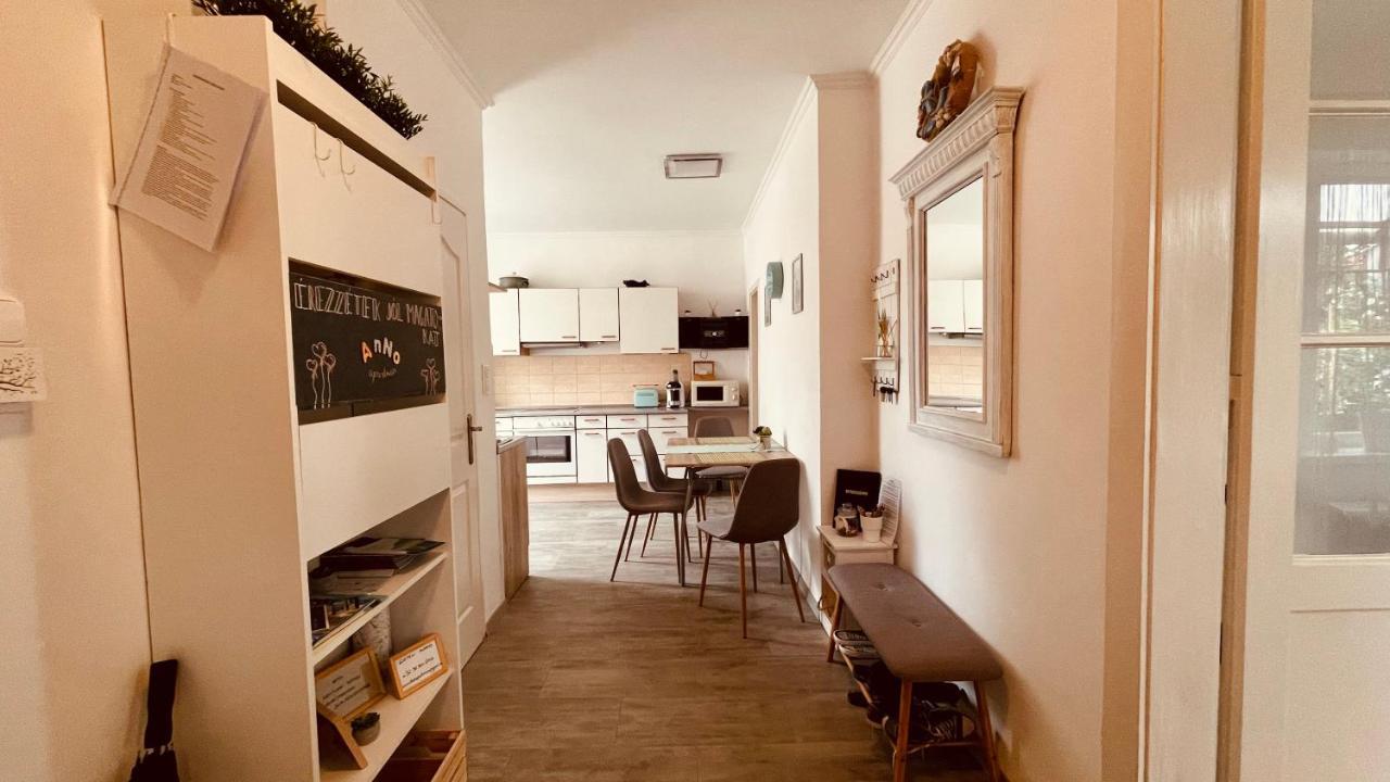 AnNo Apartman Siófok Esterno foto